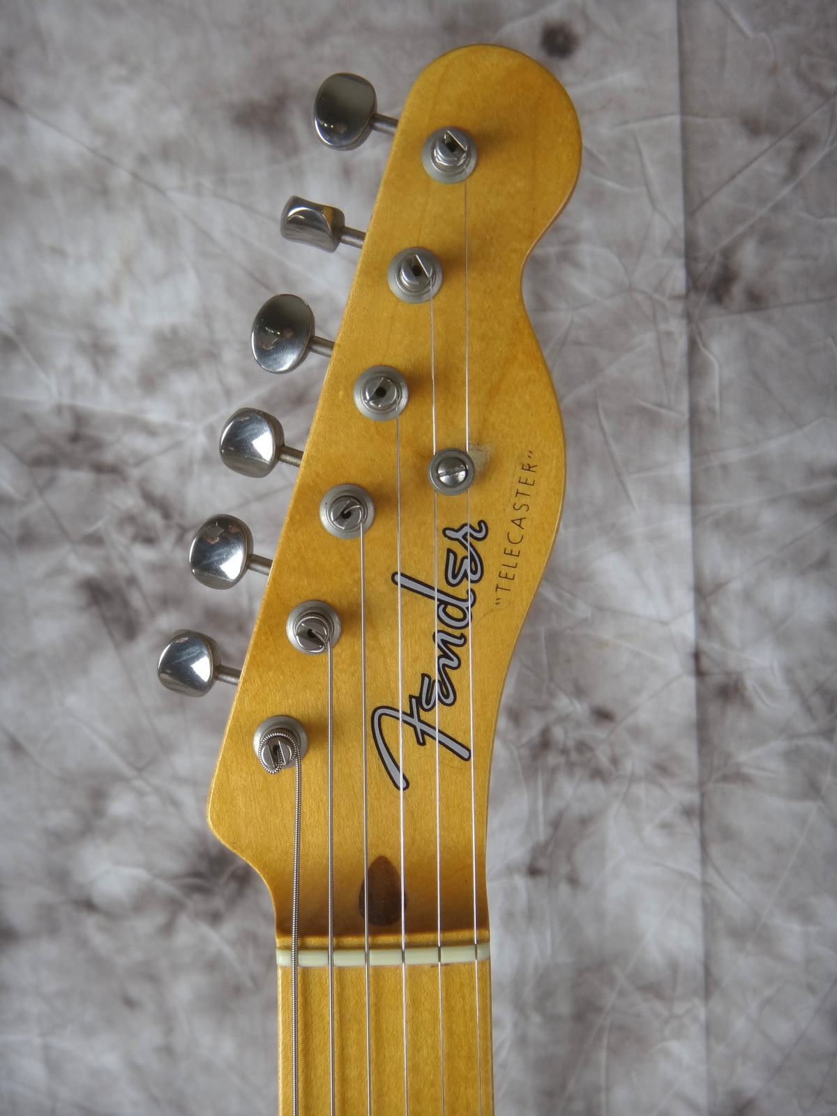 Fender Telecaster_1952-Reissue_1999-003.JPG